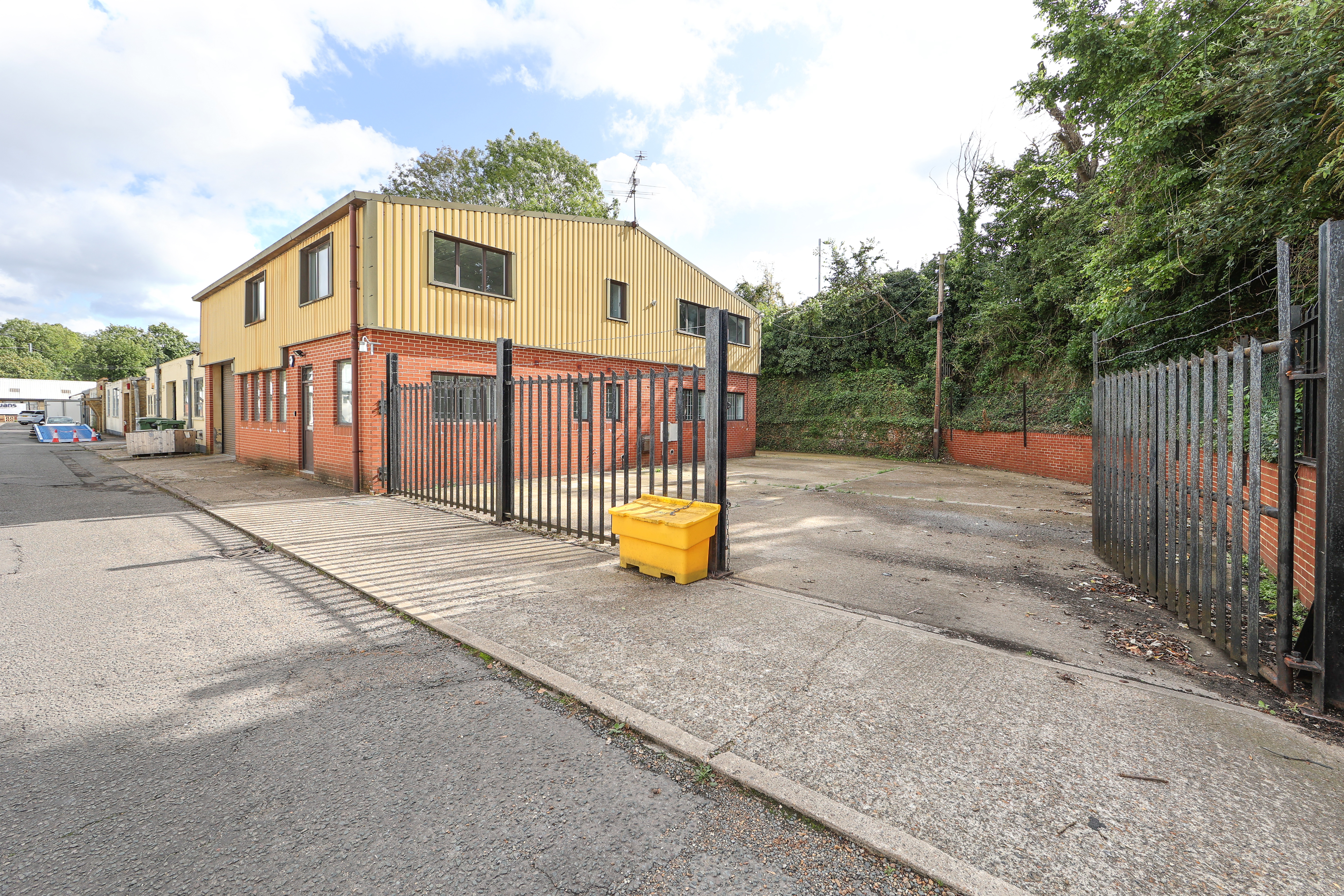 J2, Boyn Valley Estate, Boyn Valley Road, Maidenhead, SL6 4EJ