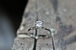 SERENE PLATINUM & DIAMOND SOLITAIRE