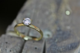 SERENE DIAMOND SOLITAIRE 18CT YELLOW GOLD
