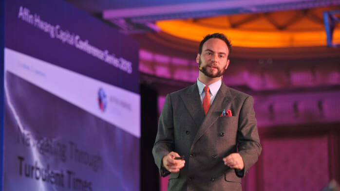 Outsource software development - Alexander Jarvis