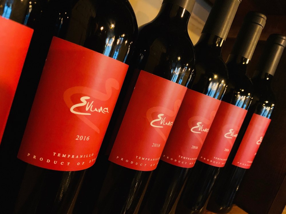 Evuna Wine Tasting