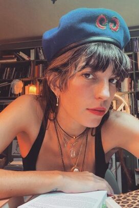 Live poetry and music every day