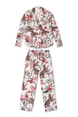 Sheep pyjamas, as it gets colder in Australia I’ve been living in these pajamas more and more. They make me happy and the fact that they have pockets makes me even happier.