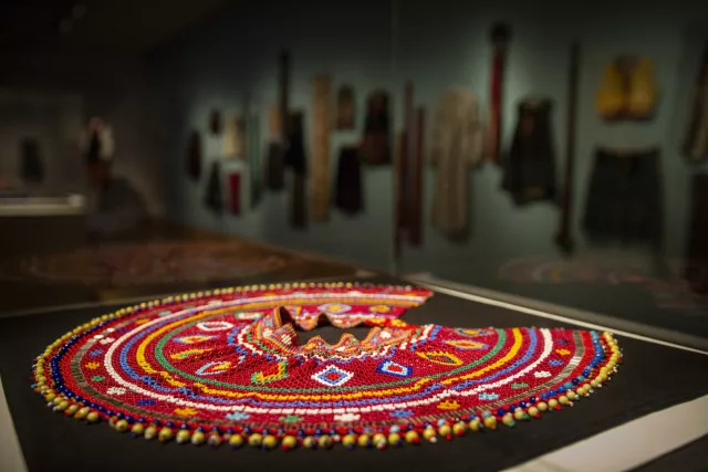 Wearloom: Ukrainian Garments