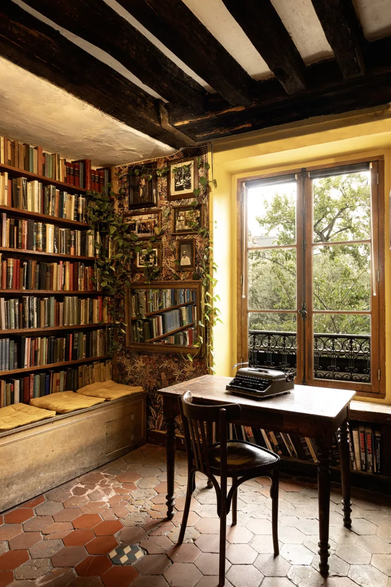 VIOLETBOOK Library