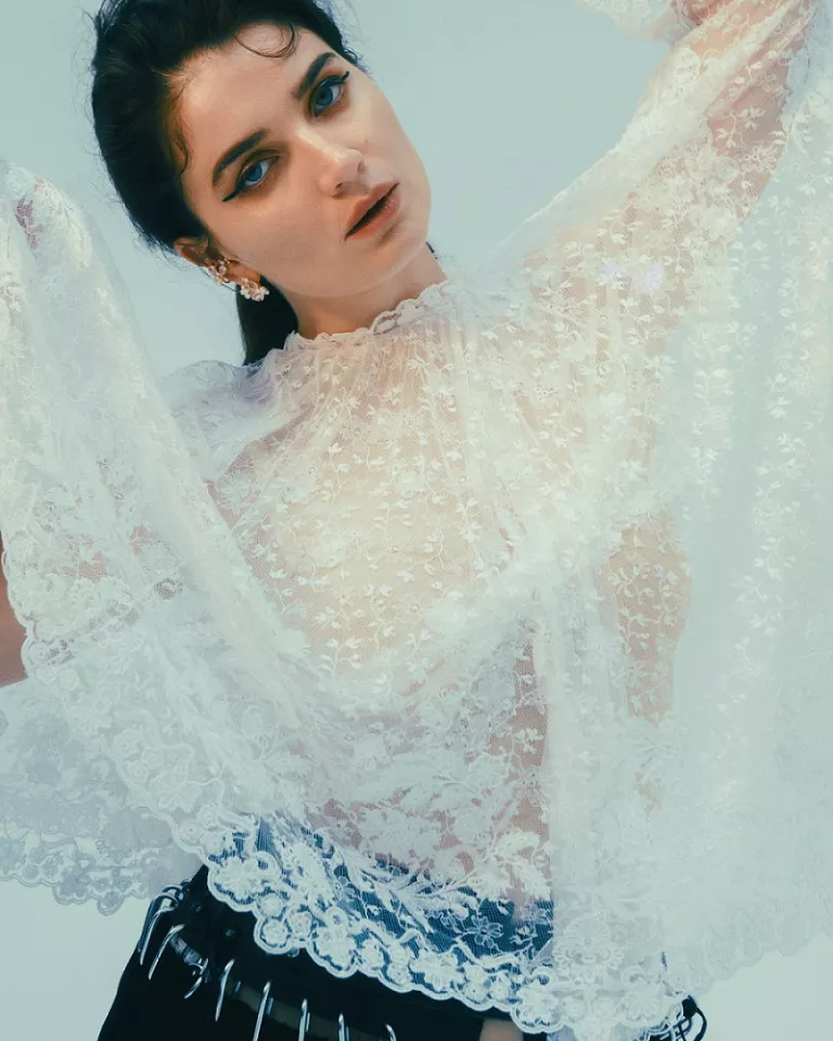 VIOLETBOOK EVEHEWSON 001