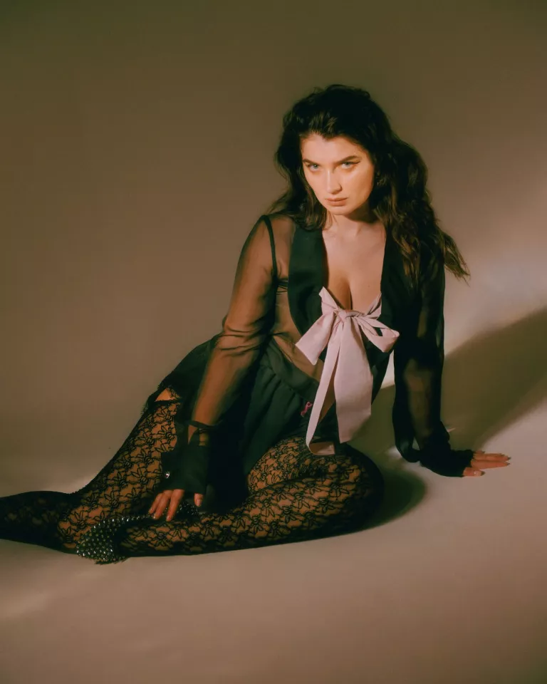 VIOLETBOOK EVEHEWSON 012
