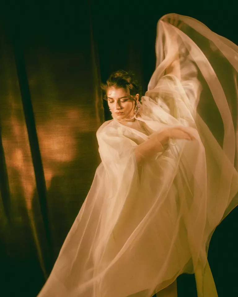 VIOLETBOOK EVEHEWSON 008