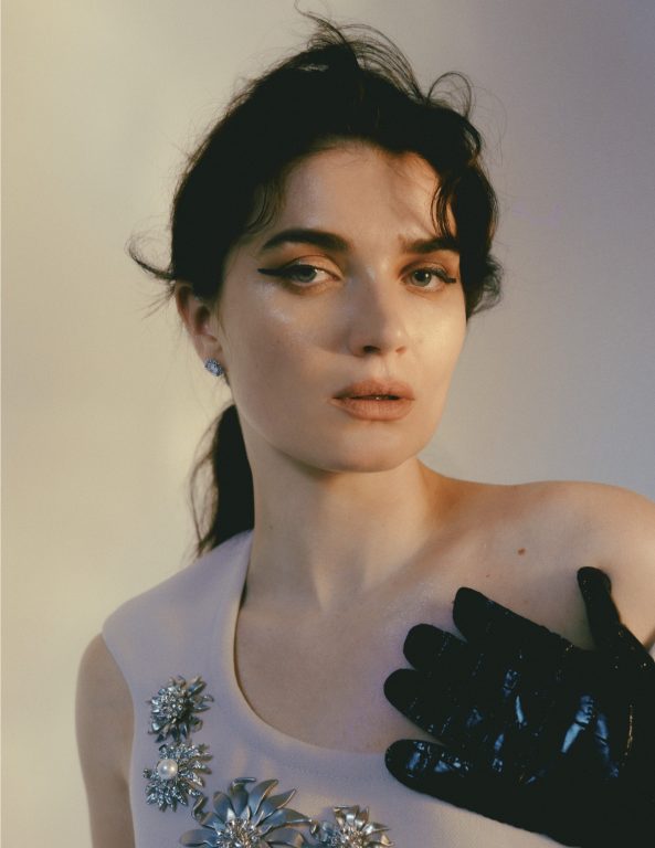Born Everything on Violet Book Online (en-GB)