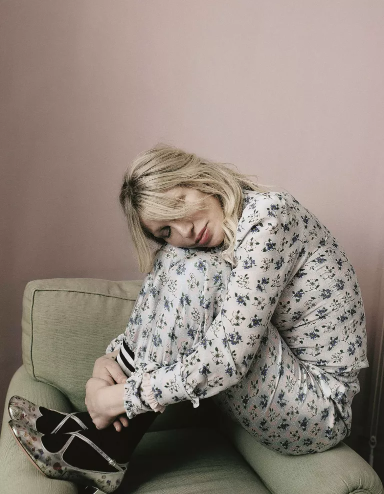 VIOLETBOOK COURTNEYLOVE 032
