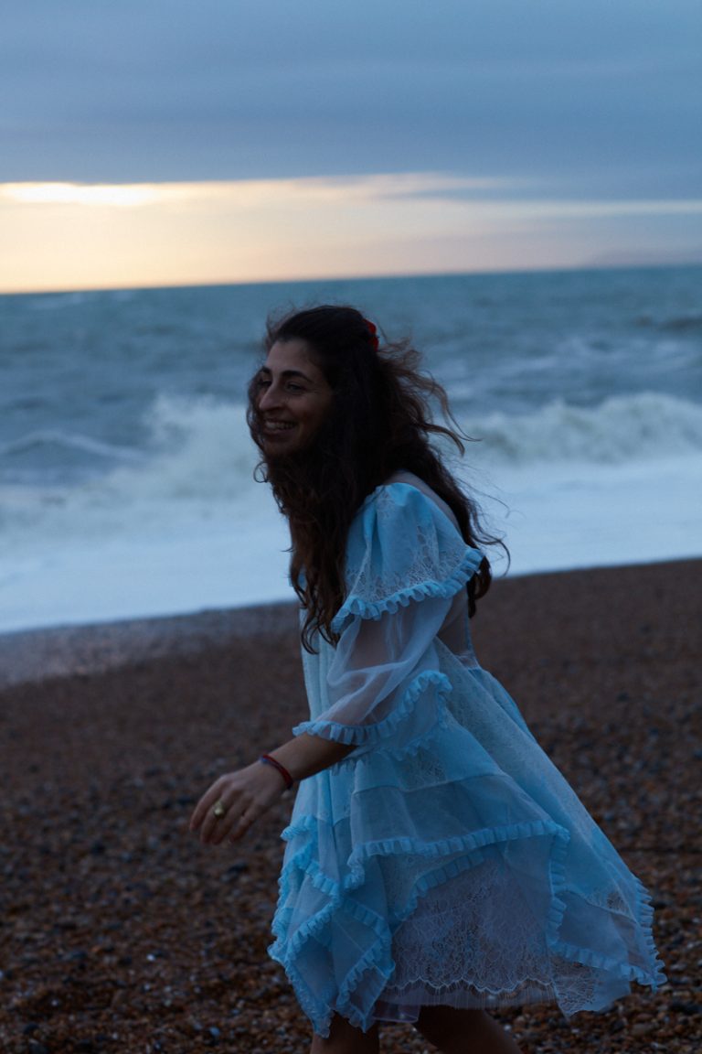 VIOLETBOOK LEILASADEGHEE 002