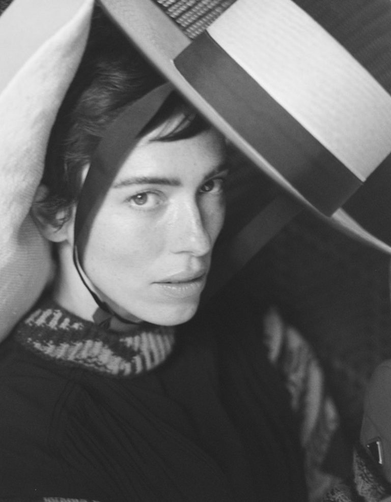 VIOLETBOOK REBECCAHALL 012