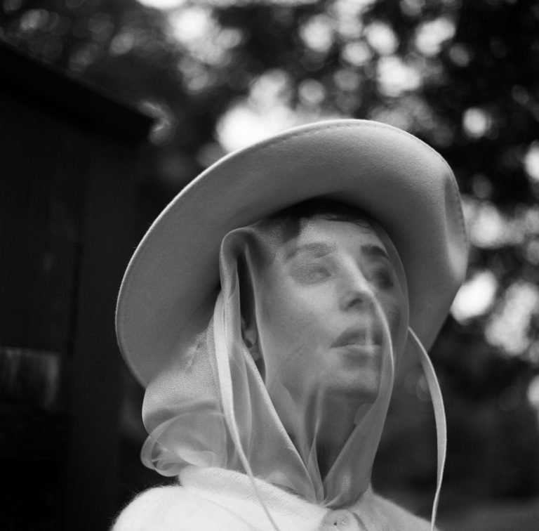 VIOLETBOOK REBECCAHALL 013