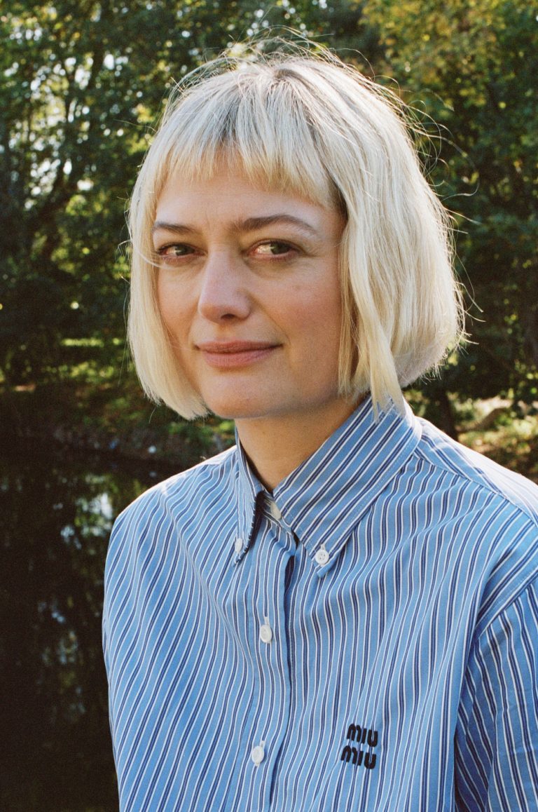 VIOLETBOOK ALISON 003