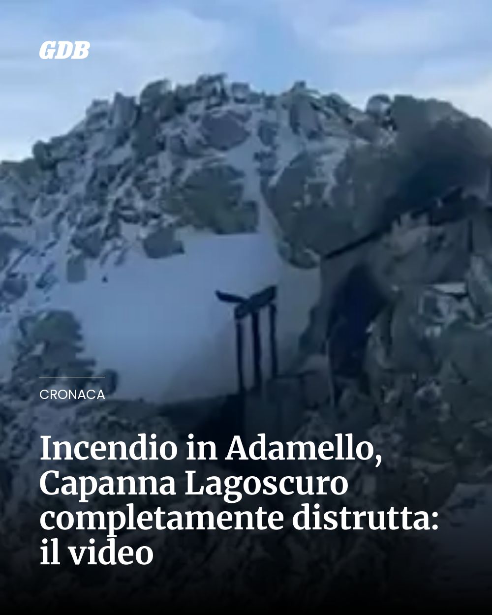 Post Instagram @giornaledibrescia: Incendio in Adamello, Capanna Lagoscuro completamente distrutta: il video...