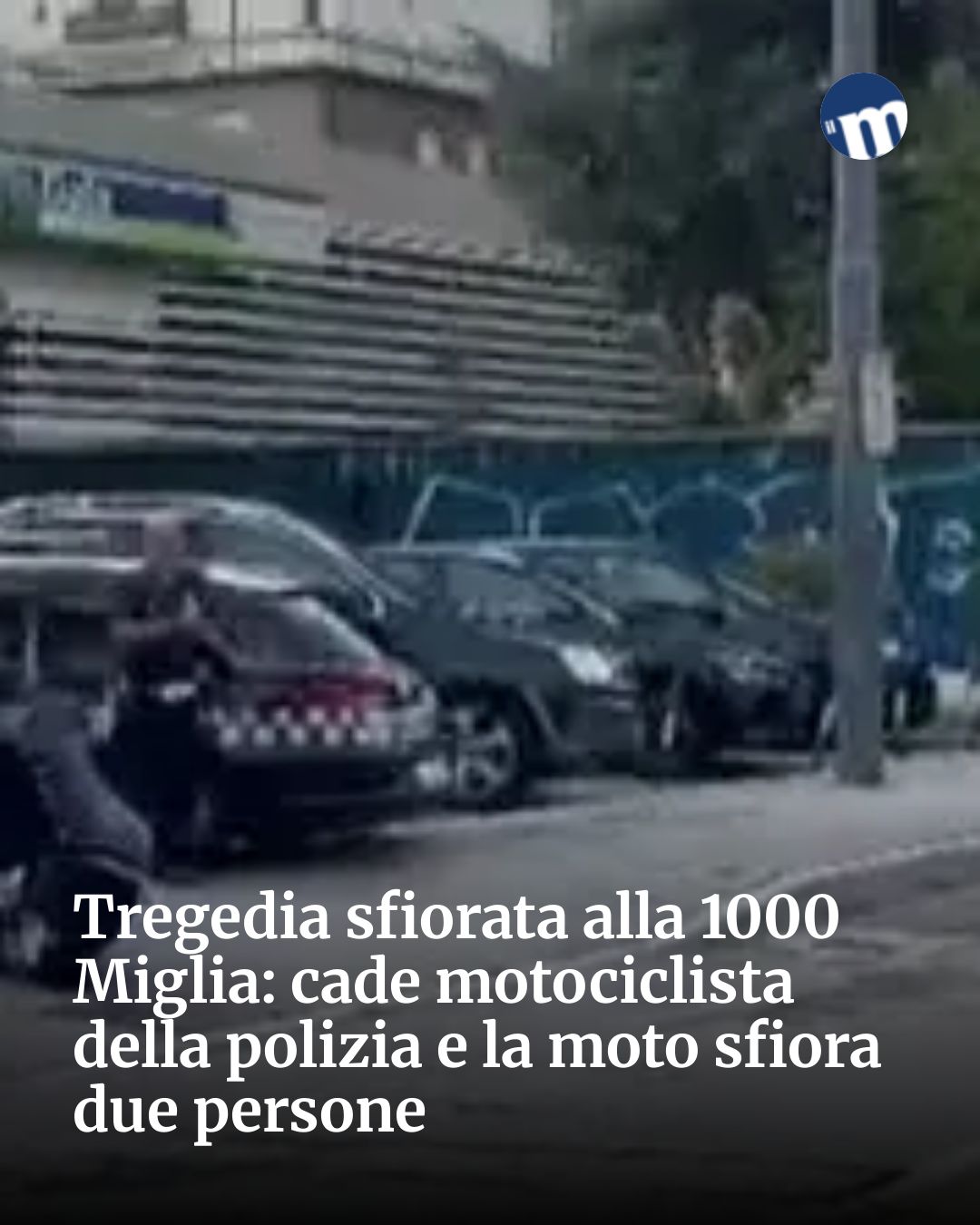 Post Instagram @socialbeat.test: Tregedia sfiorata alla 1000 Miglia: cade motociclista della polizia e la moto sfiora due persone...