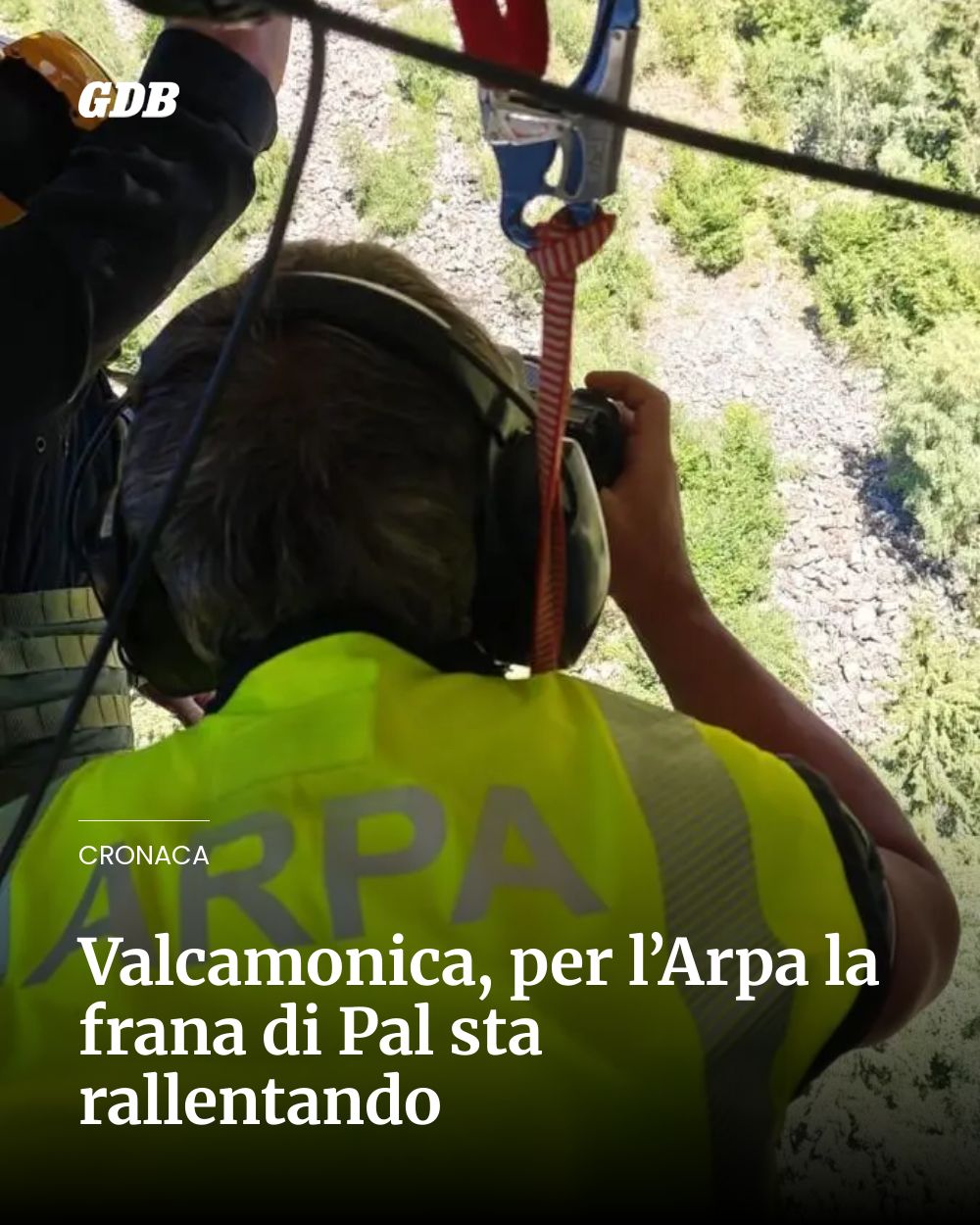 Post Instagram @giornaledibrescia: Valcamonica, per l’Arpa la frana di Pal sta rallentando...