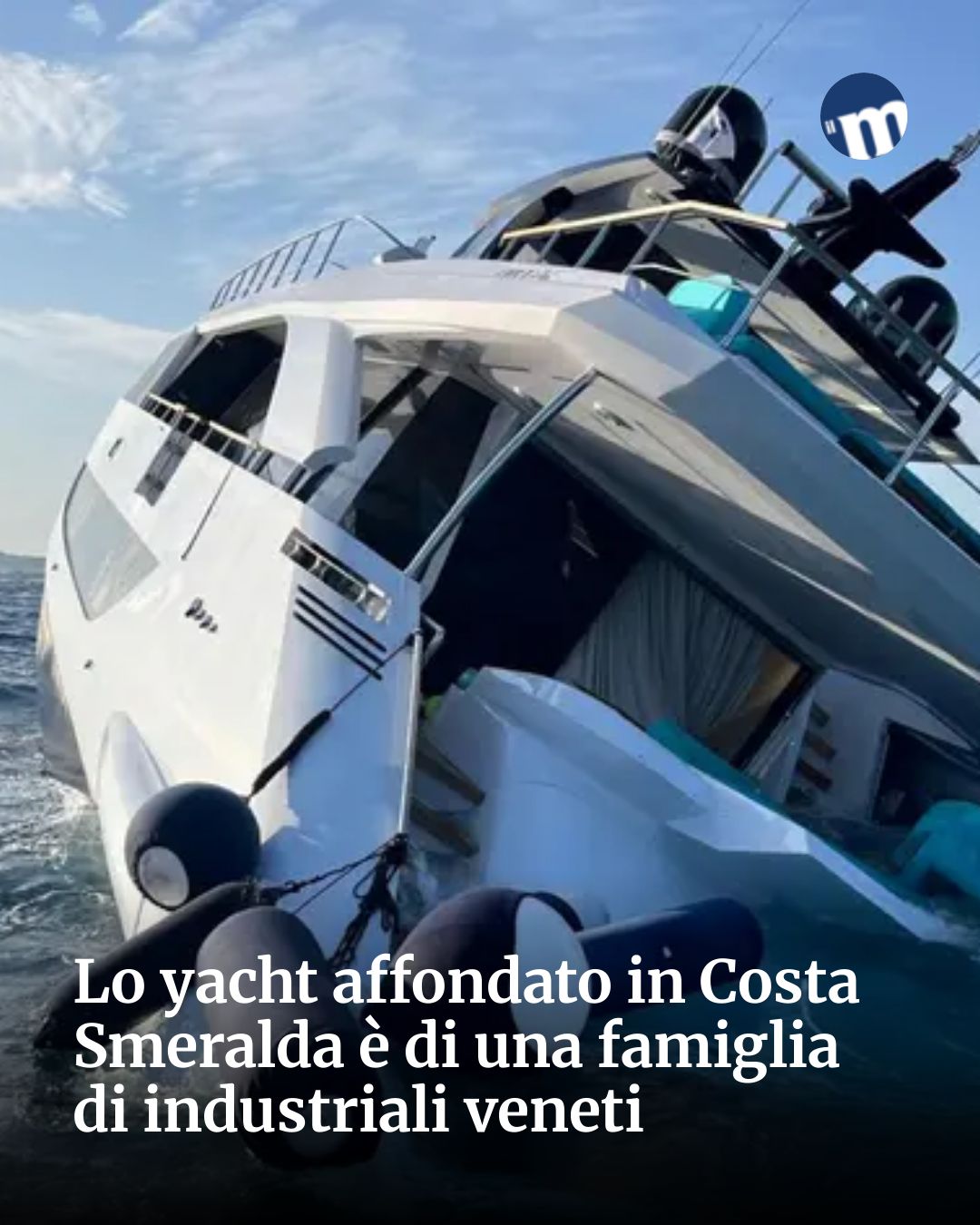 Post Instagram @socialbeat.test: Lo yacht affondato in Costa Smeralda è di una famiglia di industriali veneti...