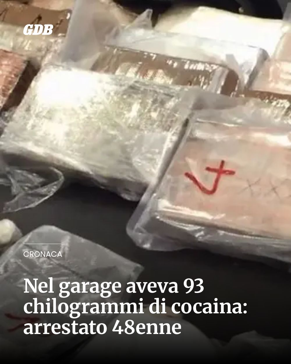 Post Instagram @giornaledibrescia: Nel garage aveva 93 chilogrammi di cocaina: arrestato 48enne...