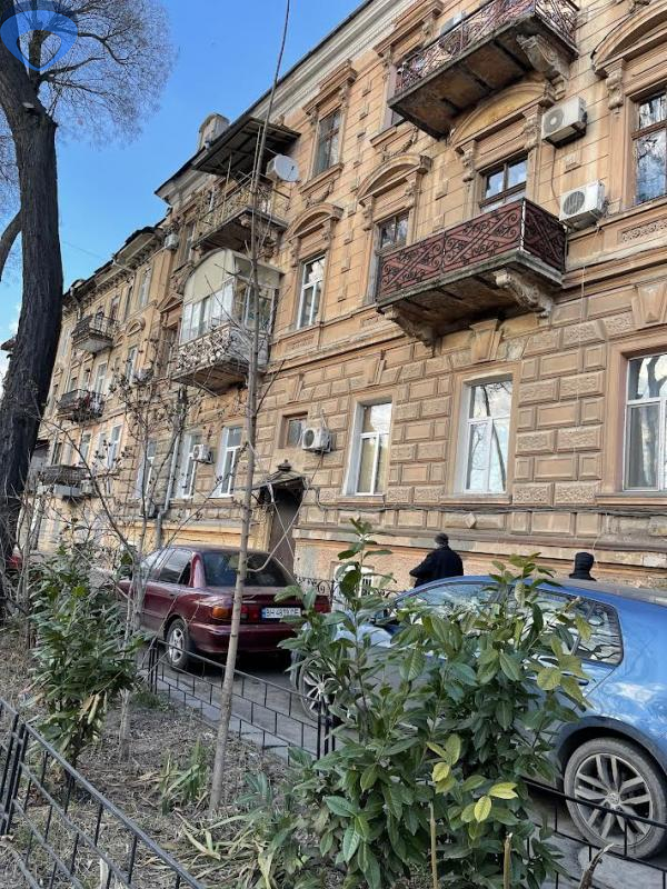 Мерседес приморский район
