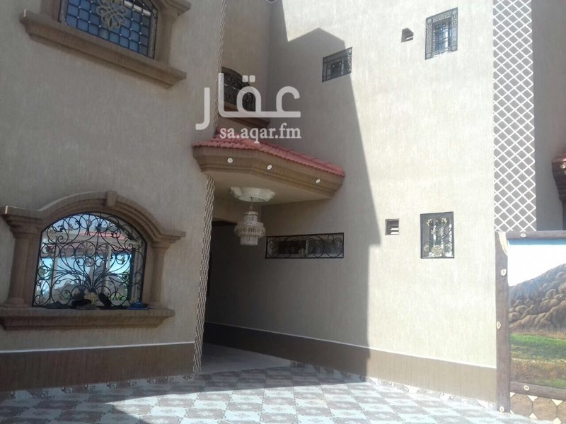 فلل للبيع فى حائل حي النقرة فلل للبيع فى حائل حي النقرة