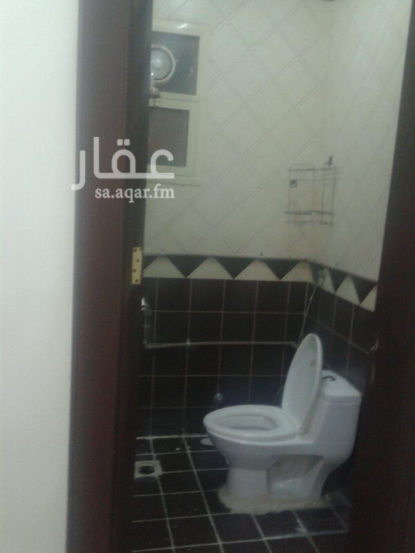 غرفة للإيجار فى شارع وادي البطحاء ، حي الملقا ، الرياض صورة 4
