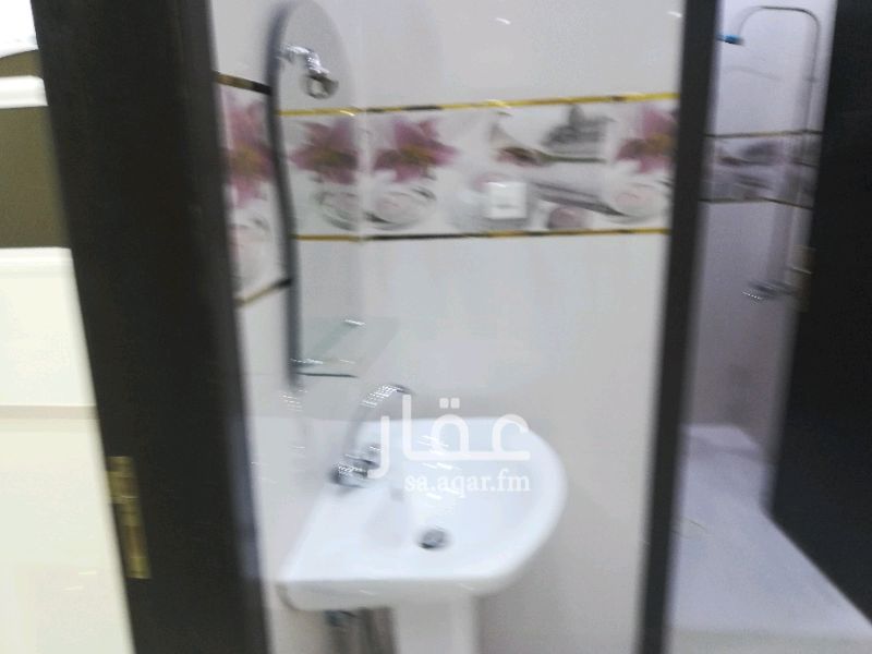 1401132 شقتين كل وحدة دفعة واحدة سعر الشقة الامامية 18000 والشقة الثانية19000 والشقق فاخرة امامك مواقف مسجد