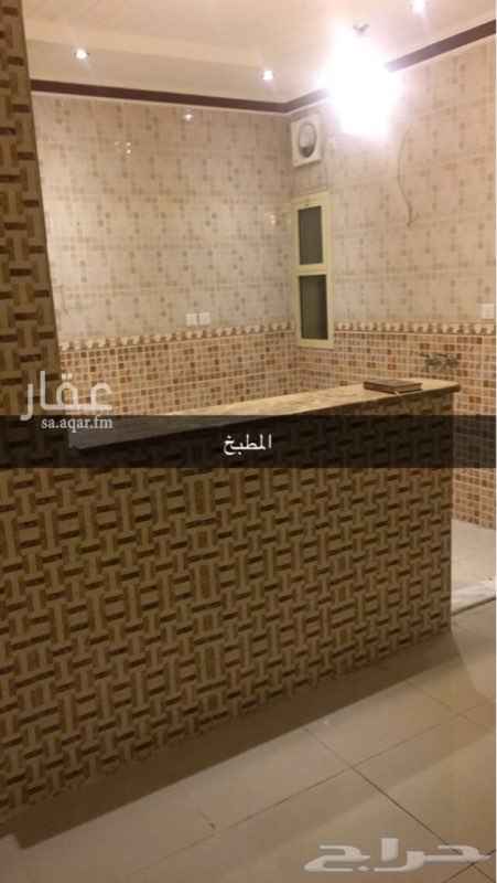 1569768 شقه بموقع مميز بالمربع الذهبي بحي الواحه المعروف بأسم حي الفهد لها مدخلين و٣غرف ودورتين مياه وتفصيل ممتاز وصاله وسيعه للاستفسار sulman 0500022222