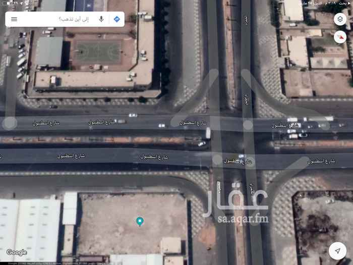 1465275 حوش مساحة 2520 م يوجد به غرفتين
تقاطع اسطنبول مع شارع الحمراء
الواجهات :
٦٠ م شمال الحمراء
٦٠ م غرب اسطنبول
الموقع صحيح