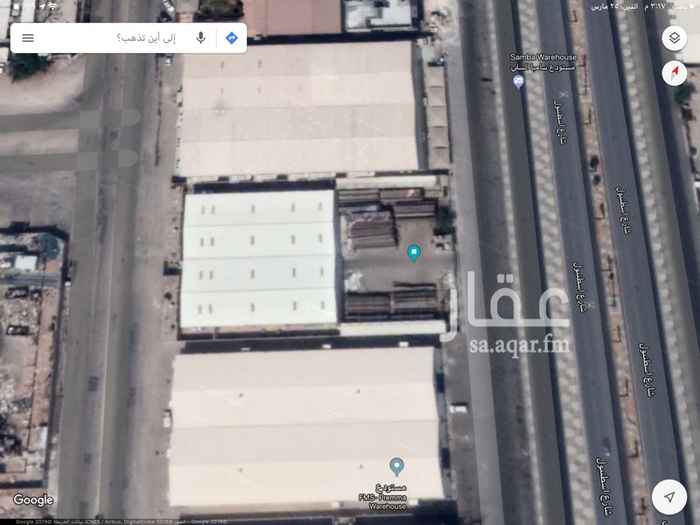 1465287 مستودع مساحة ٤٢٥٠ م نص مفتوح والباقي مستودع ويوجد به غرف
الواجهات :
٦٠ م شرق
٣٠ م غرب
الموقع صحيح