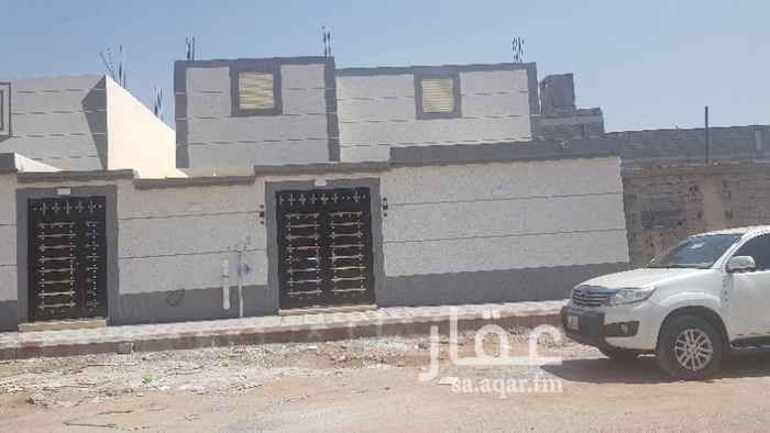 1755787 عمارة دور
مساحة 329م
غربية شارع ١٦م
تاسيس دورين وملحق
5غرف ومطبخ وصالة
مستودع بالخلف مع حوش
غرفة غسيل
3 دورات مياة
مجلس خارجي صغير مع دورت مياة
خزان يشيل تريلة
مطلوب فيها ٧٥٠ الف
