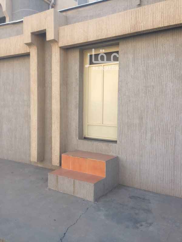 1254192 غرفه نظيفه بمكيف مركزي وسرير ودورة مياه