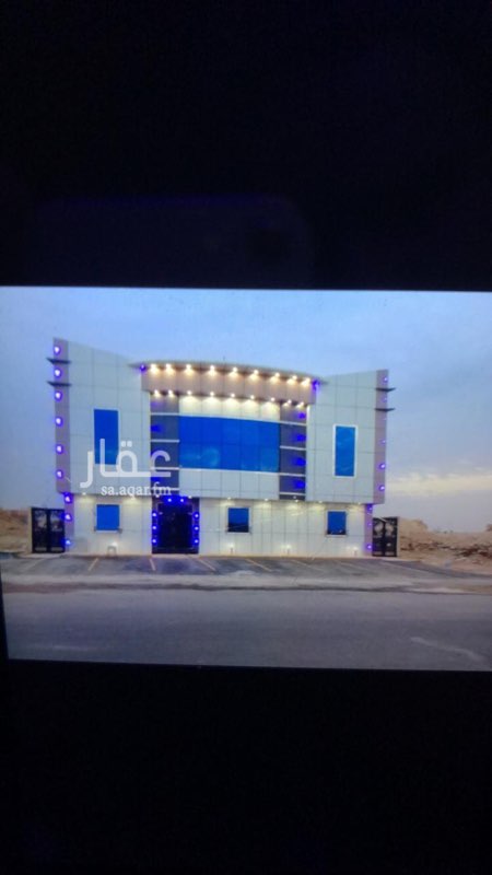 1347514 عماره جديده عليها ترخيص عزاب
موقع مميز مقابله لطريق الشيخ جابر
عليها جميع الضمانات
للايجار او للبيع