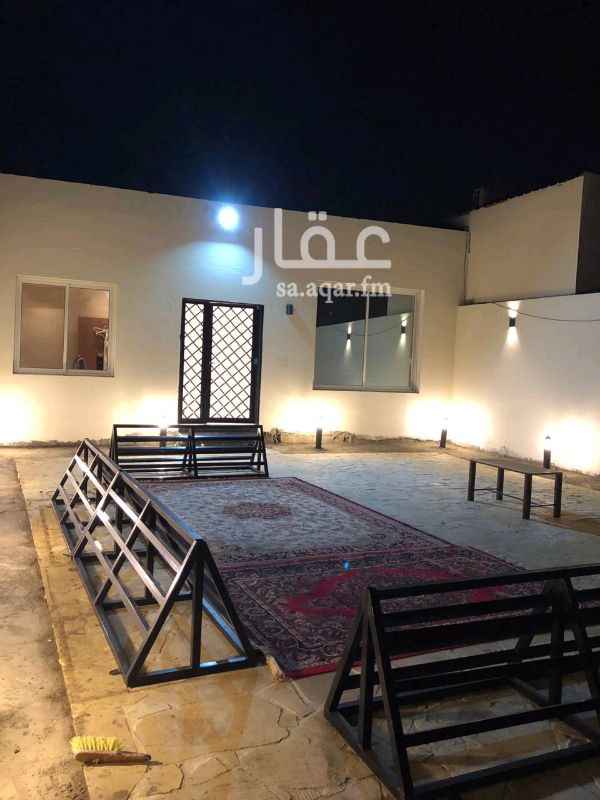 1277521 استراحة جديدة تم الانتهاء منها قريبا وجاهزة للتأجير . الاستراحة تتمتع باطلالة رائعة وجميلة جدا وتحتوي على غرفتين (مجلس كبير مع اطلالة رائعة بالاضافة الى غرفة أخرى) وحمام وحوش أمامي بالاضافة الى حوش خلفي كبير باطلالة مرتفعة ورائعة بالاضافة الى مطبخ راكب ومستودع صغير علما بأن المكيفات راكبة وجديدة. بالاضافة الى غرفة حارس مع حمام .
الإستراحة للإيجار السنوي بمبلغ 27 ألف ريال قابلة للتفاوض.
للتواصل : 0500175723
0555507109