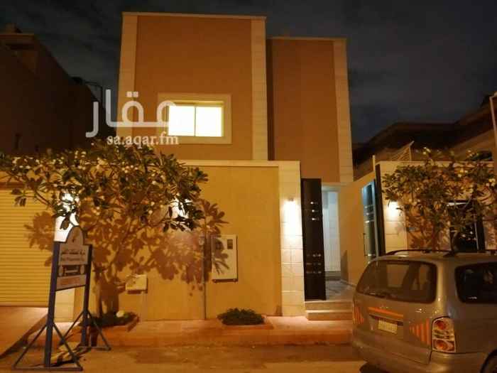 1354506 *حي الربيع*
للبيع فيلا درج صاله فقط
مساحة ٣٥١م
شمالية شارع ١٥
شغل ممتاز
تكيف مركزي
*الدور الارضي*
مدخل سياره 🚗 غرفة سائق
مجلس رجال صالة طعام صالة عائلية مطبخ مفتوح
مطبخ تحضير
*الدور العلوي*
٤غرف نوم وصالة
*السطح*
غرفتين شغالة وغسيل
وصالة العاب
السوم
مليون ٦٠٠ الف
البيع مليون. و٦٥٠ الف
الموقع غير صحيح