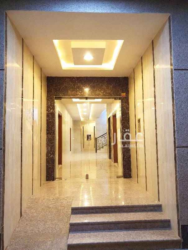 1513310 عمارة فاخرة جديدة تشطيب سوبر هايديلوكس
واجهة شرقية مساحة ٩٠٠م اطوال ٣٠*٣٠م
موقع مميز حي هادي وراقي وقريب من كافة الخدمات
مطلوب بيع ٧ مليون وميتين ألف أو اجار بالكامل ٥٢٠ ألف
مباشر