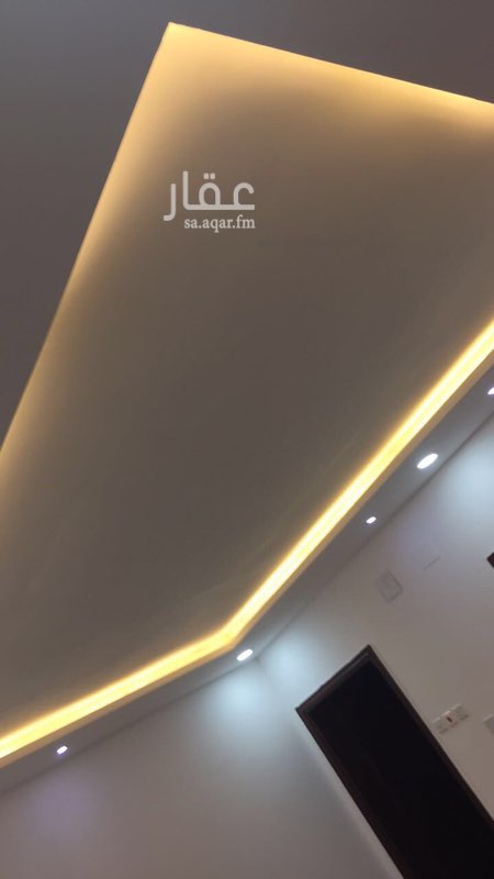 1632940 شقه للايجار تجديد كامل اول ساكن بعد التجديد العماره امام جامع
الشقه مكونه من غرفه وصاله وحمام ومطبخ يوجد بالشقه بلاط باركيه
التواصل عبر الرقم
0500209381
0534861000