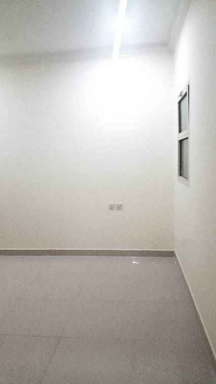 1650540 للايجار شقة من اربع غرف وصاله شبه جديده
(( من المالك مباشره ))
مساحة ممتازه وموقع مميز
مكيفات سبليت راكبه
مطبخ راكب
الموقع مميز جداً قريبه جميع الخدمات ومجمعات المدارس للبنين والبنات وجميع الخدمات
الدور الاول عداد كهرباء مستقل
على طريق خريص بين سلمان الفارسي وعبدالرحمن الناصر (( مخطط بغلف )) حي النهضه
السعر ٢٨ الف على دفعتين او ٢٦ الف دفعة واحدة
للتواصل 0500414214 أو 0500225185