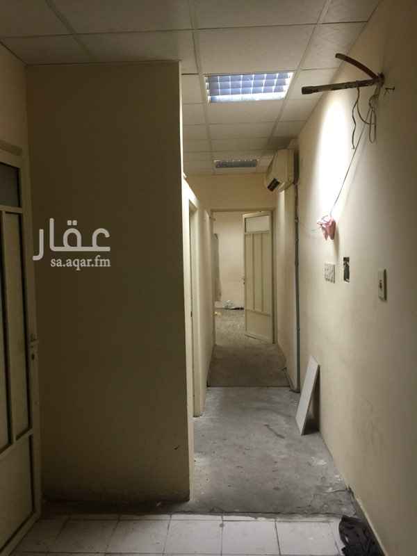 1308738 للايجار سكن عمال بحي الواحة طريق الامير نايف
تتكون من غرفة مقاس ٤&٥متر
وغرفة ٤&٣
وحمام
دور اول
مطلوب ١٣الف
كما توجد غرفة ٥&٤متر
مع حمام مشترك ومطبخ بوفية
بها مكيف
مطلوب ٧٢٠٠ريال
٦٠٠ريال شهري
ابو يوسف ٠٥٠٠٢٢٦٢٠١