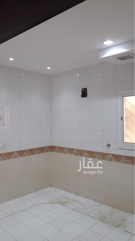 1461189 للإيجار دور علوي نظيف جدا
بحي إشبيليا
٣ غرف نوم + ٣ دوراة مياه + مجلس رجال + صاله واسعه
قيمة الايجار ٢٧٠٠٠ الف بالسنه