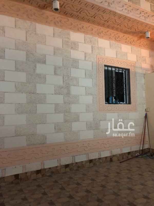 1558542 شقة حي الياقوت مدخل خاص وحوش خارجي و اربع غرف وصالة دفعات مرنة