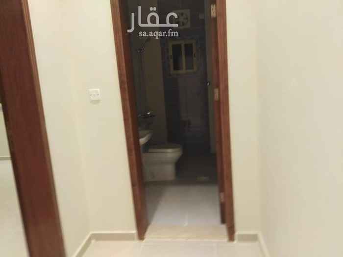 1583932 فله للبيع مساحه 450 نظام شقق دورين وملحق دور أرضي مدخلين خمس غرف 3 حمامات صاله مطبخ دور اول مدخلين خمس غرف 3 حمامات صاله مطبخ دور ملحق ثلاثة غرف 2حمامات صاله مطبخ السعر مليون 400الف قابل للتفاوض اعتذر الموقع غير دقيق للتواصل ام محمد0560915949