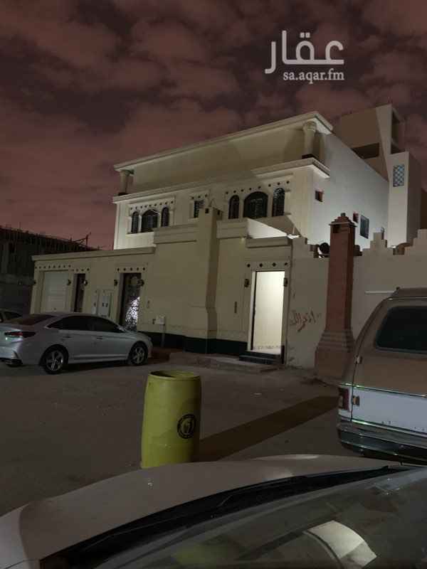 1291573 شقه شبه جديده استخدام شهرين اربع غرف خلف محطة الغامدي مقابل جامع العوالي