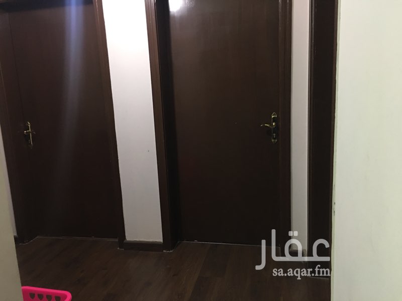 1096652 شقة جديدة مؤثثه مكيفات سبيلت ومطبخ راكب ومصعد غاز مركزي باركيه واجهه شرقيه بارده وهاديه للبيع لاعلى سوم الموقع مميز قريبه من كل الخدمات طريق الامام سعود ومخرج ٩ والدايري الشمالي والشرقي خلف مول اطياف وامام مسجد الكلباني في شارع القريتين غرناطه للبيع لاعلى سعر