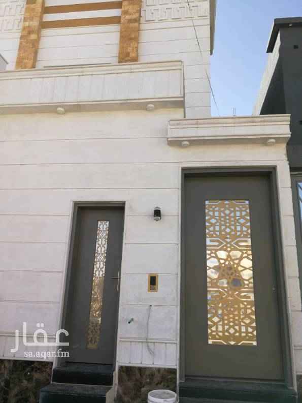 1505581 يوجد شقتين للايجار حي العارض شمال ال ٨٠ قريبه جدا منه
متوسطة بين طريق الملك عبدالعزيز و طريق ابي بكر الصديق رضي الله عنه
جميع الخدمات موجودة قريبة من سوبر ماركت الضاحية
في فله جديدة
كل شقة ثلاث غرف و صالة و حمامين و مطبخ
تشطيب ديلوكس
عداد كهرباء مستقل لكل شقة
الماء مشترك رسوم بالسنة ٨٠٠ريال
لا مانع من دفع الإيجار شهري حسب الاتفاق بعد الشهور السته الأولى
الشقة بالدور الأول ب ٢٠ الف
الشقة بالدور الثاني ب ١٨ الف
الأسعار قابله للتفاوض