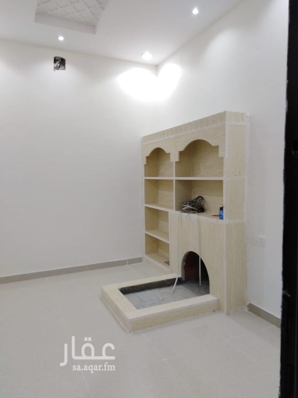 1699069 للايجار
فيلا بحي الرمال مخطط الواحه
الي تحت:
مشب. مجلس. مقلط. مطبخ. غرفه كبار السن
الي فوق:
ثلاث غرف نوم. وحده منها غرفه ماستر
السطح:
غرفه شغاله وغرفه غسيل ملابس
للاستفسار الاتصال على الرقم
0500572653
0503727495
نستقبل عروضكم وطلباتكم العقاريه
مكتب اتحاد الخليج للعقارات
