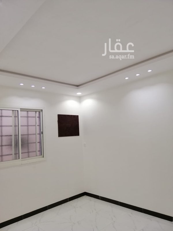 1750649 للايجار 3 شقق بحي الرمال مخطط الواحه
الدور الاول شقتين الموصفات:
الشقه الاولى
مجلس. مقلط. صاله..مطبخ ..ثلاث غرف نوم وحده منها ماستر
عداد مشترك
السعر
1500ريال شهري
الشقه الثانيه:
مجلس .صاله. غرفتين نوم. مطبخ. دورتين مياه
السعر
1200 شهري
الشقه الثالثه بسطح:
مجلس. مقلط. مطبخ..ثلاث غرف نوم وحده ماستر
مع السطح كبير
السعر
1500 شهري
للاستفسار الاتصال على الرقم
0500572653
0503727495
نستقبل عروضكم وطلباتكم العقاريه
مكتب اتحاد الخليج للعقارات