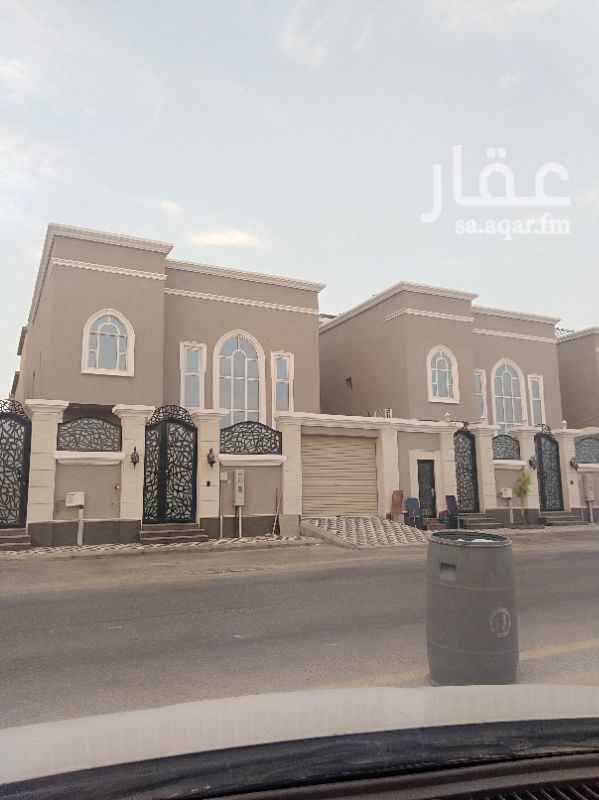 1295605 للبيع فيلا دبلكس زاويه...... مساحه 500 متر شارع 20 شمال 20 غرب واجهه بروفايل تشطيب راقي جداً