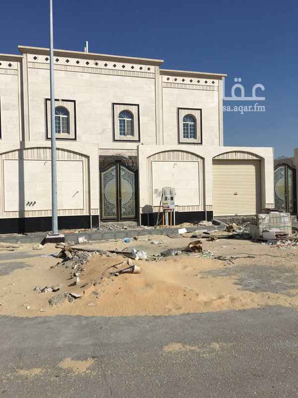 1382705 للايجاردور وشقتين. خلف جامعه اصاله. حي الامانه المجاور الاول. مساحه الارض ٧٥٠ متر. السعر ١٠٠ الف سنوي لكامل العماره. من المالك مباشره