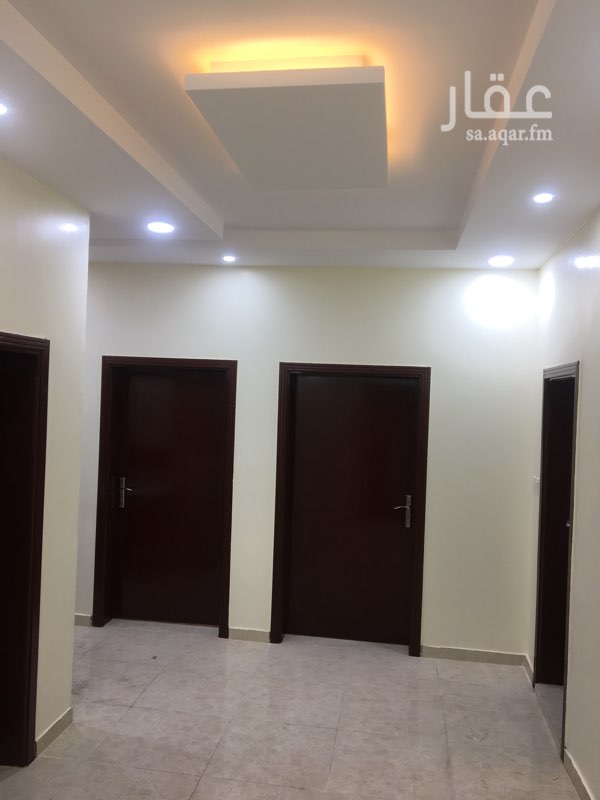 1536317 شقق جديدة عبارة عن شقتين في الدور الارضي مكونه من ٣ غرف وصالة ودورتين مياه ومستودع ومطبخ
الدور العلوي عبارة عن شقتين مكونه من ٤ غرف وصاله ودورتين مياة ومستودع ومطبخ
